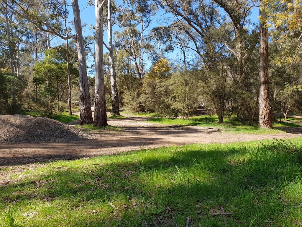Chaffe creek camping ground | Big River Rd, Enochs Point VIC 3723, Australia