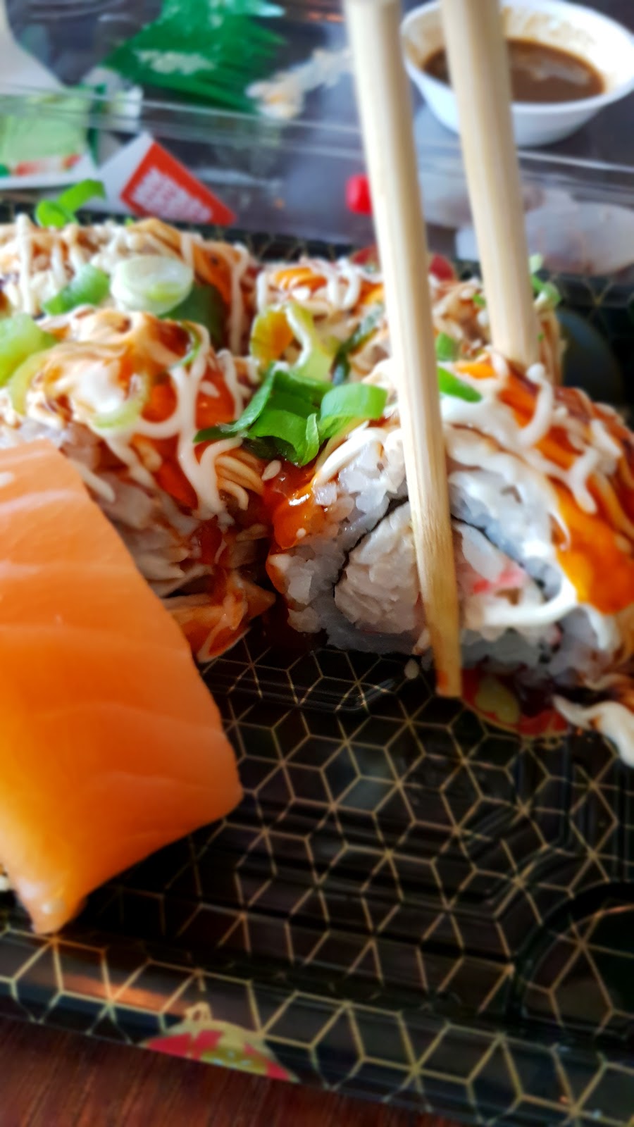 Tokyo Sushi Kitchen | restaurant | 33 Hutchinson St, Lilydale VIC 3140, Australia | 0397387617 OR +61 3 9738 7617