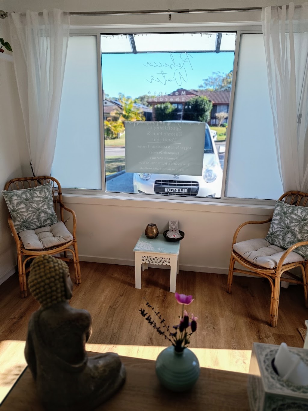 Rebecca Winter Trigger Point and Remedial Massage Therapist | 15 Morley Ave, Bateau Bay NSW 2261, Australia | Phone: 0450 655 332