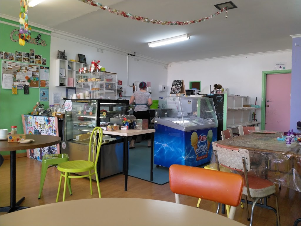 Craft and Caffeine | cafe | 16A Herbert Ave, Hoppers Crossing VIC 3029, Australia | 0434331878 OR +61 434 331 878