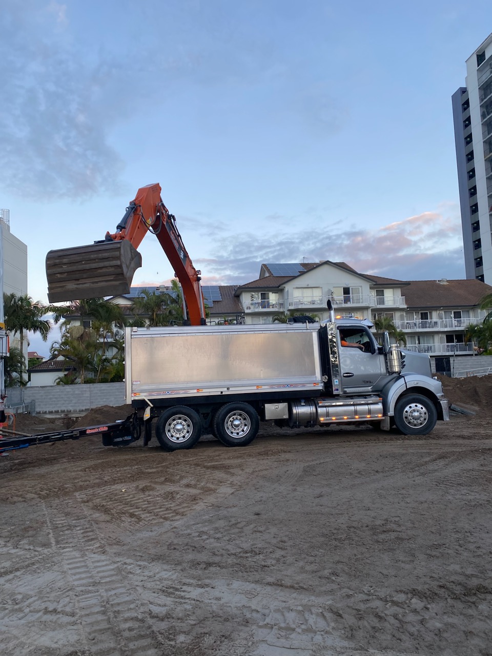 Farrell Transport Group | 17 Wallaby Way, Pimpama QLD 4209, Australia | Phone: (07) 2145 6800