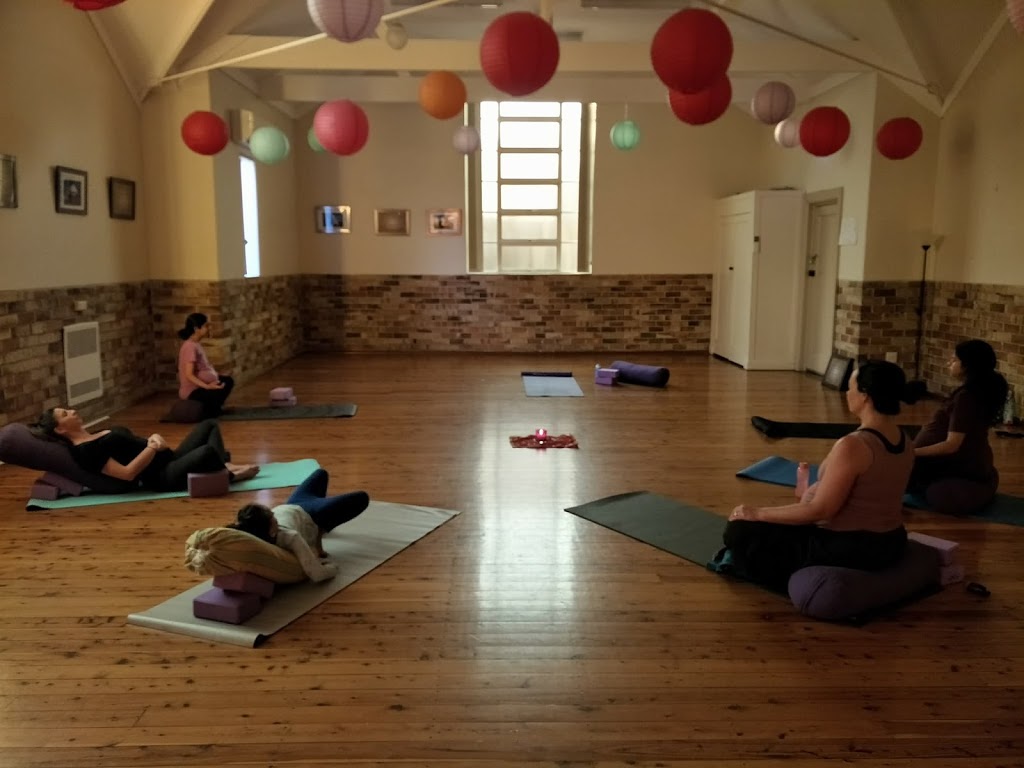 Mother Nurture Yoga | Hornsby Bahai Centre, 19 Dural St, Hornsby NSW 2077, Australia | Phone: 0405 934 302