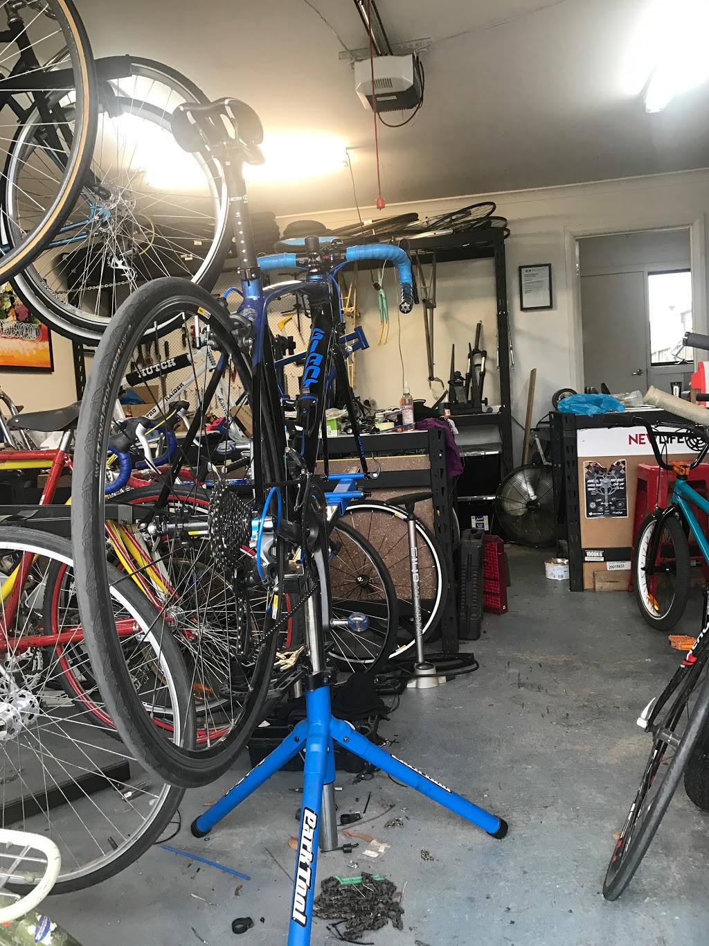 New Life Cycles - Bike Shop and Cafe | bicycle store | 102 Tenterfield Dr, Burnside Heights VIC 3023, Australia | 0449775107 OR +61 449 775 107