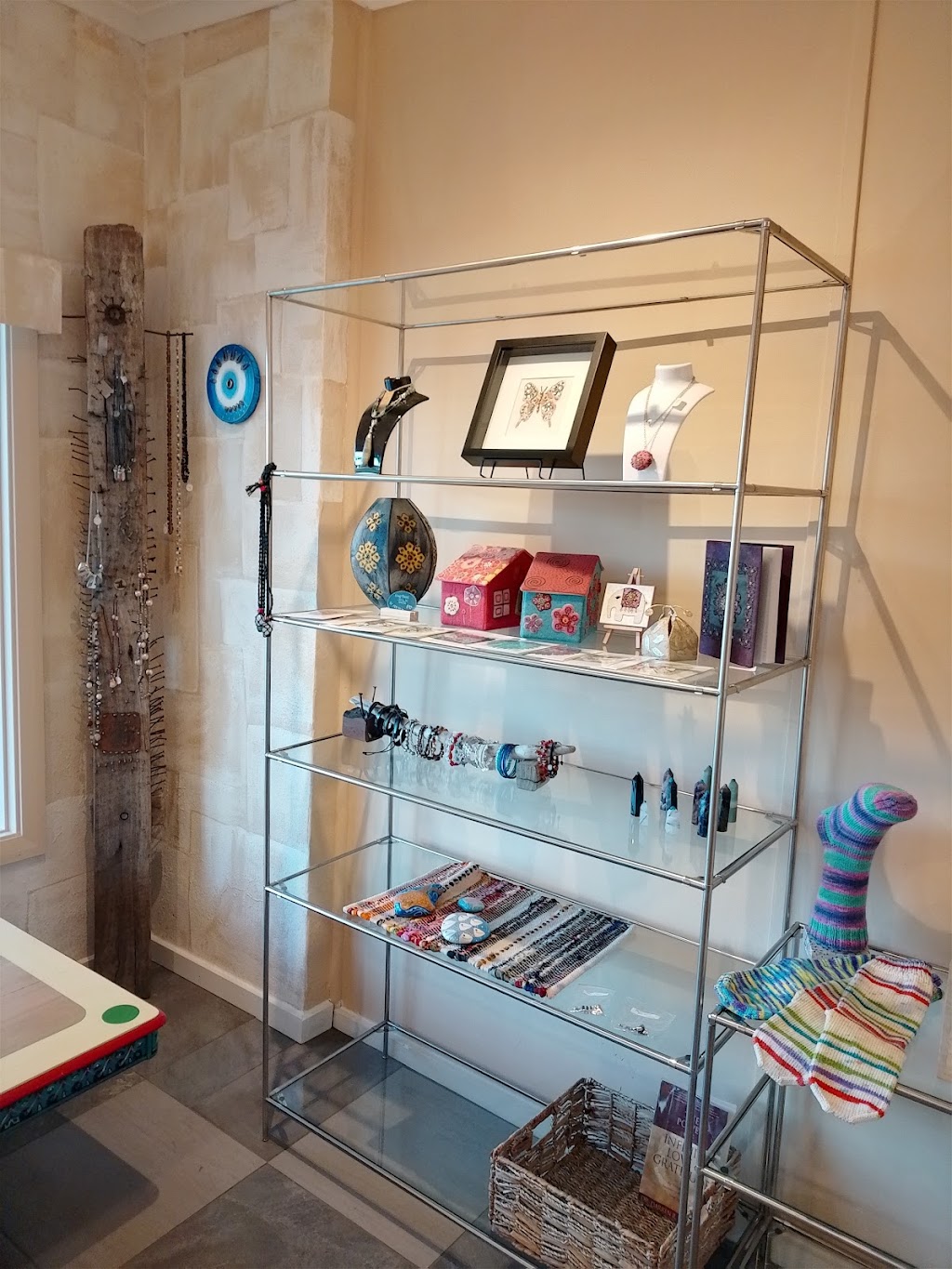 Wunowun Handmade Art | 101 Great Alpine Rd, Lucknow VIC 3875, Australia | Phone: 0410 407 484