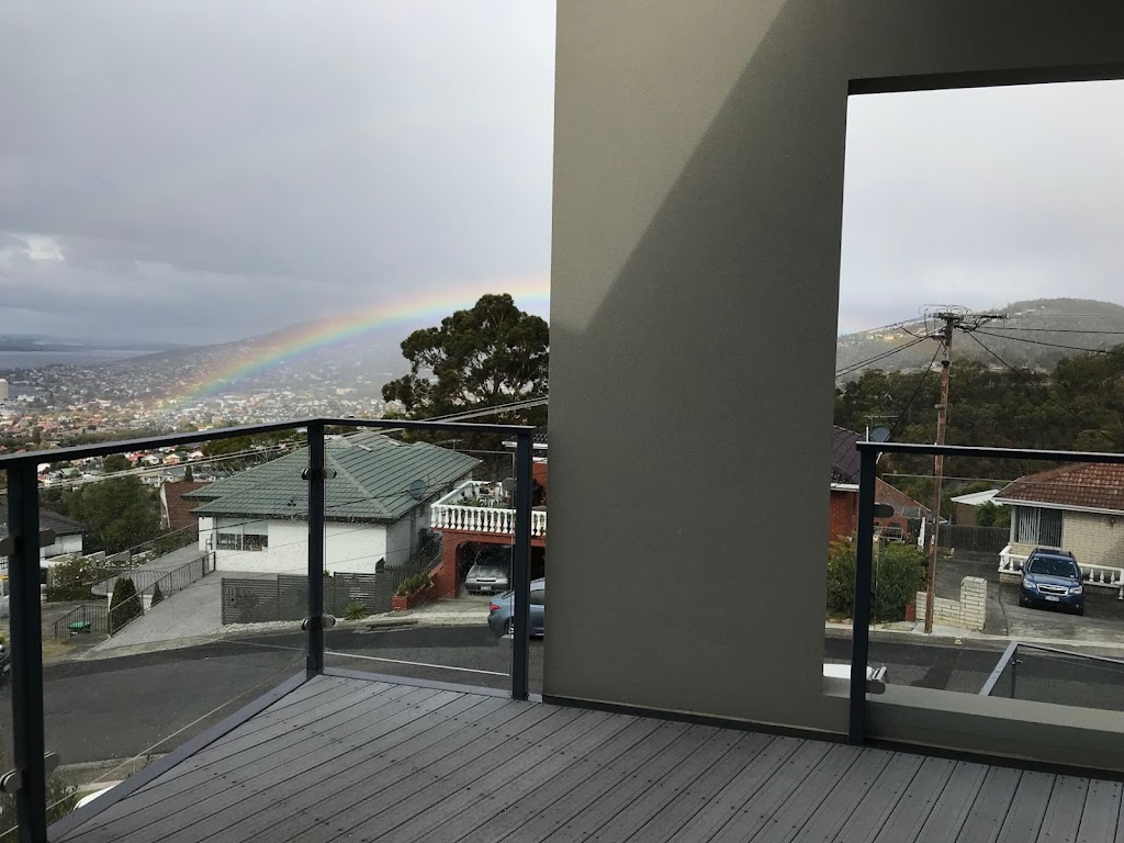 Views of Hobart | 3 Kirby Ct, West Hobart TAS 7000, Australia | Phone: 0413 962 087