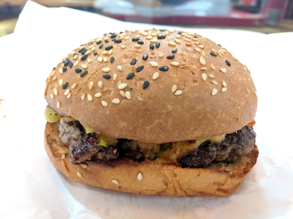 Burgerville Bright | 87 Gavan St, Bright VIC 3741, Australia | Phone: (03) 5755 1024