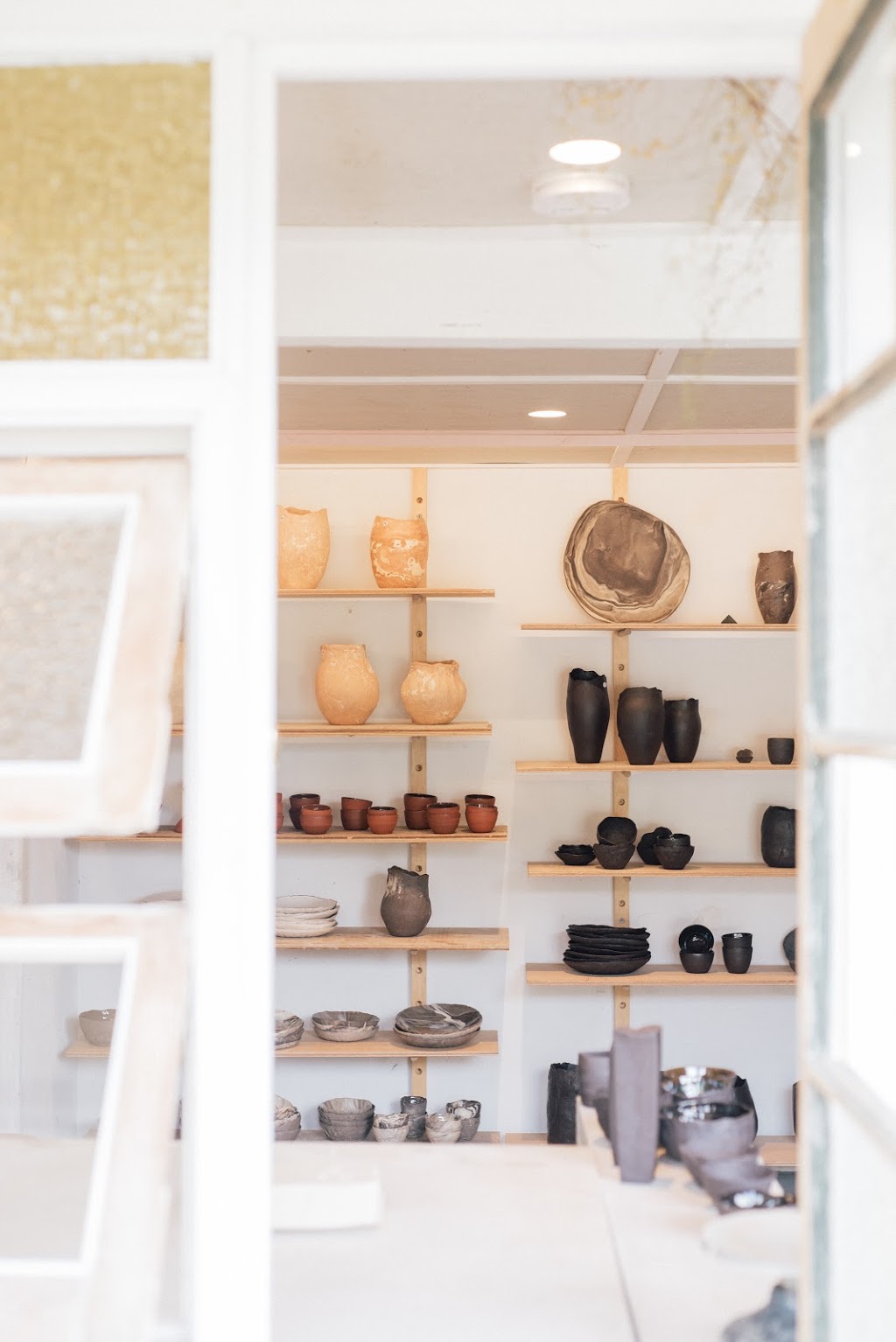 Bianca Pintan - Be Ceramics Art | Opposite to, 5 Evans St, Byron Bay NSW 2481, Australia | Phone: 0423 930 811