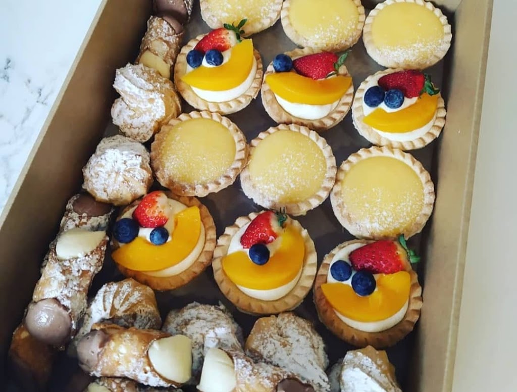 Room For Sweets | bakery | 14 Delphi Ave, South Morang VIC 3752, Australia | 0400437008 OR +61 400 437 008