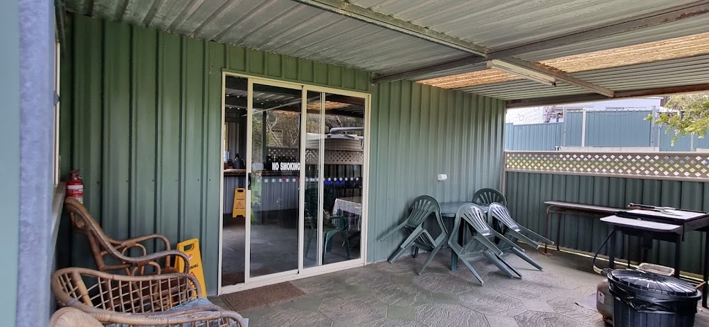 Bushlands caravan park | 97 Collier Rd, Pink Lake WA 6450, Australia | Phone: (08) 9071 1346