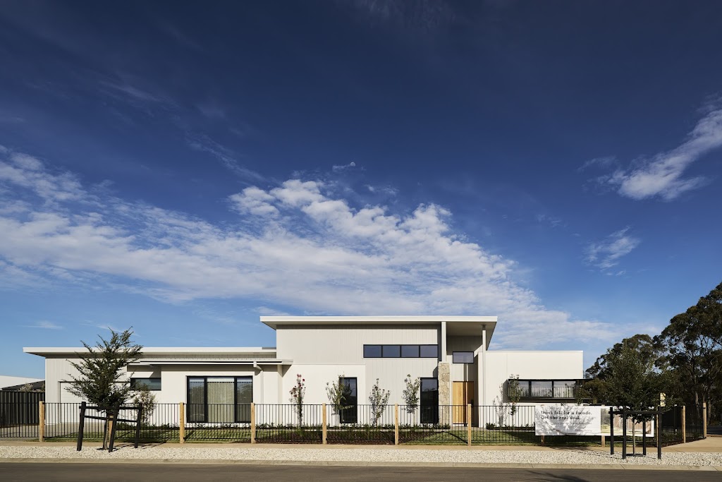 G.J. Gardner Homes Bendigo (Portside & Oakdale Display Homes) | 132 Waratah Rd, Huntly VIC 3551, Australia | Phone: (03) 5442 2300