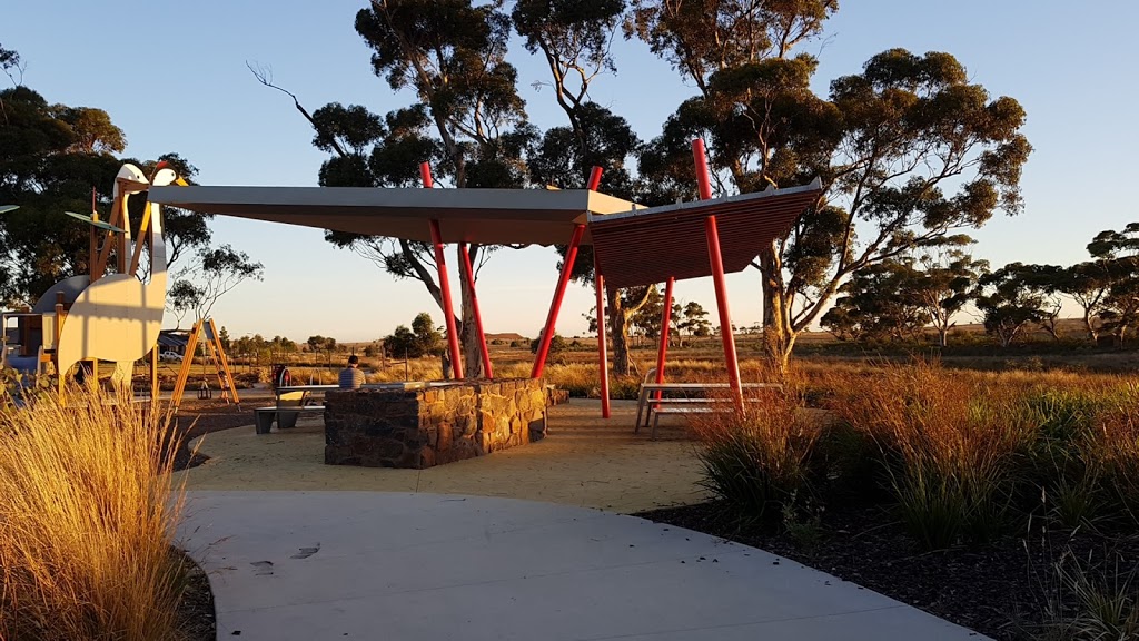 Botanica Estate Play Area | park | 26 Bregman Esplanade, Wyndham Vale VIC 3024, Australia | 1300334524 OR +61 1300 334 524