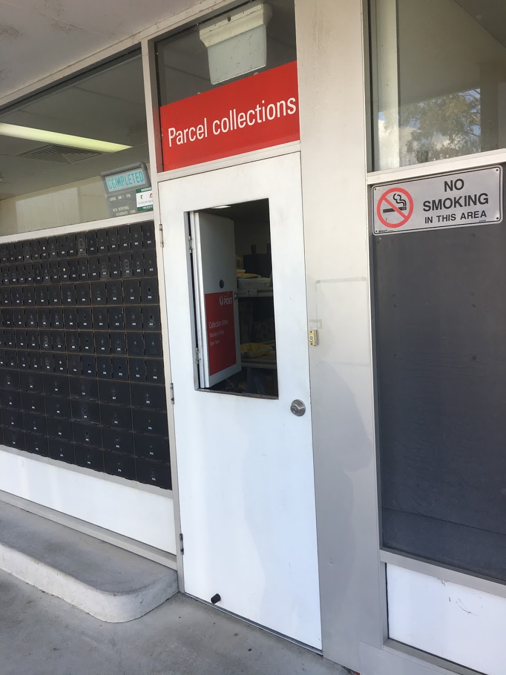 Australia Post Yatala Delivery Centre | post office | 3 Binary St, Yatala QLD 4207, Australia | 137678 OR +61 137678