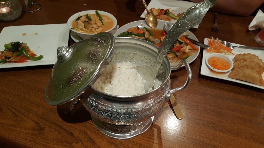 Mariams Thai Restaurant | 81 Bundock St, Belgian Gardens QLD 4810, Australia | Phone: (07) 4772 4424