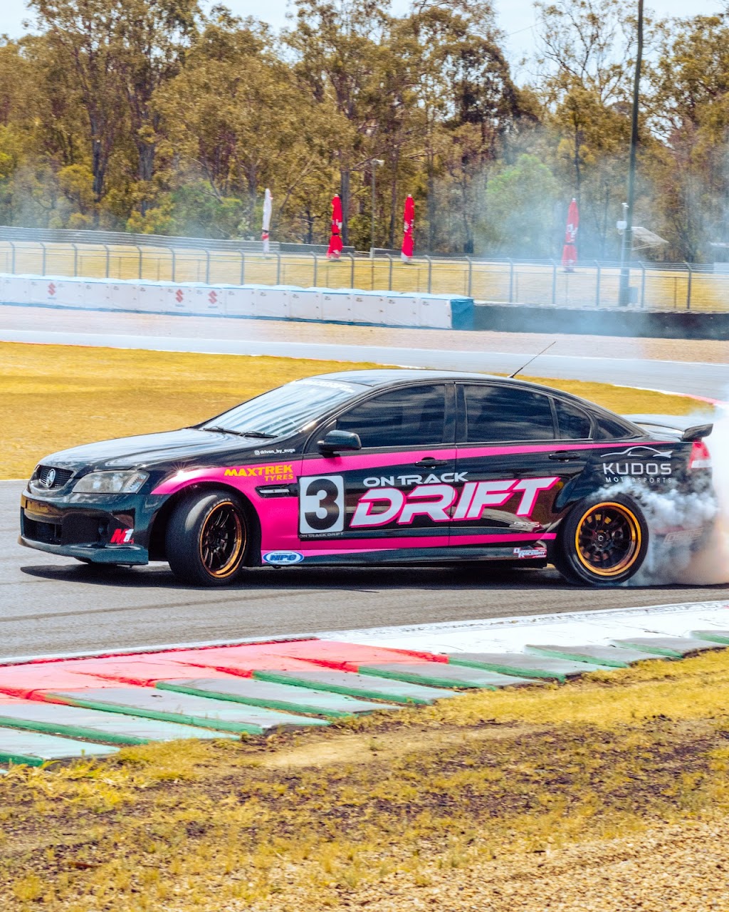 ON TRACK DRIFT | Champions Way, Willowbank QLD 4306, Australia | Phone: 0412 898 772
