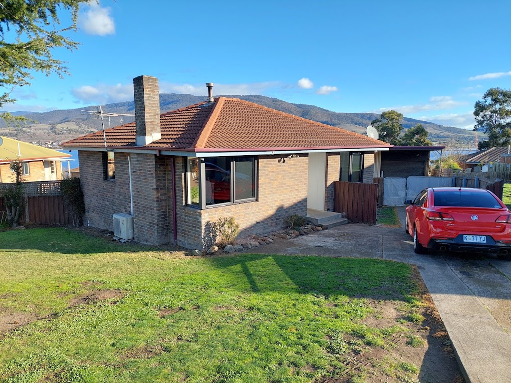 Titane Windows & Doors | 2/160 Bungana Way, Cambridge TAS 7170, Australia | Phone: (03) 6248 4601