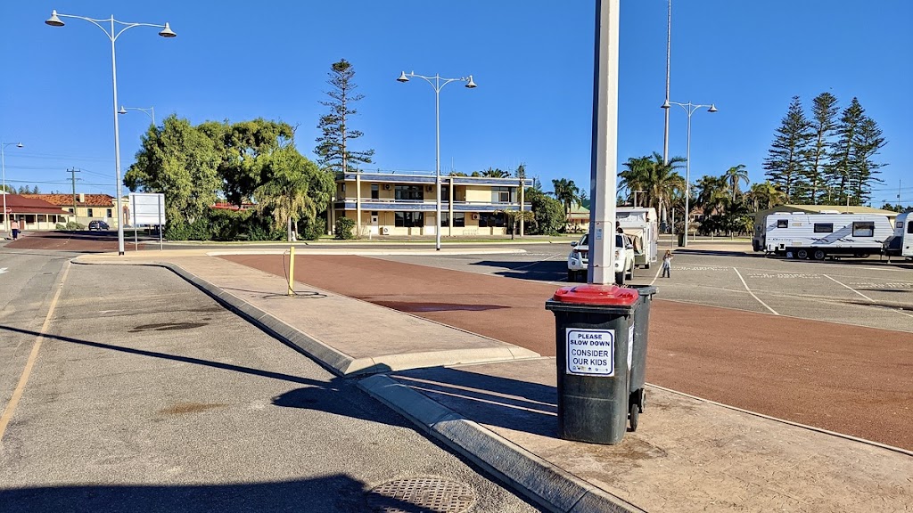 Francis street RV 24h car park | Geraldton WA 6530, Australia | Phone: 0499 880 344