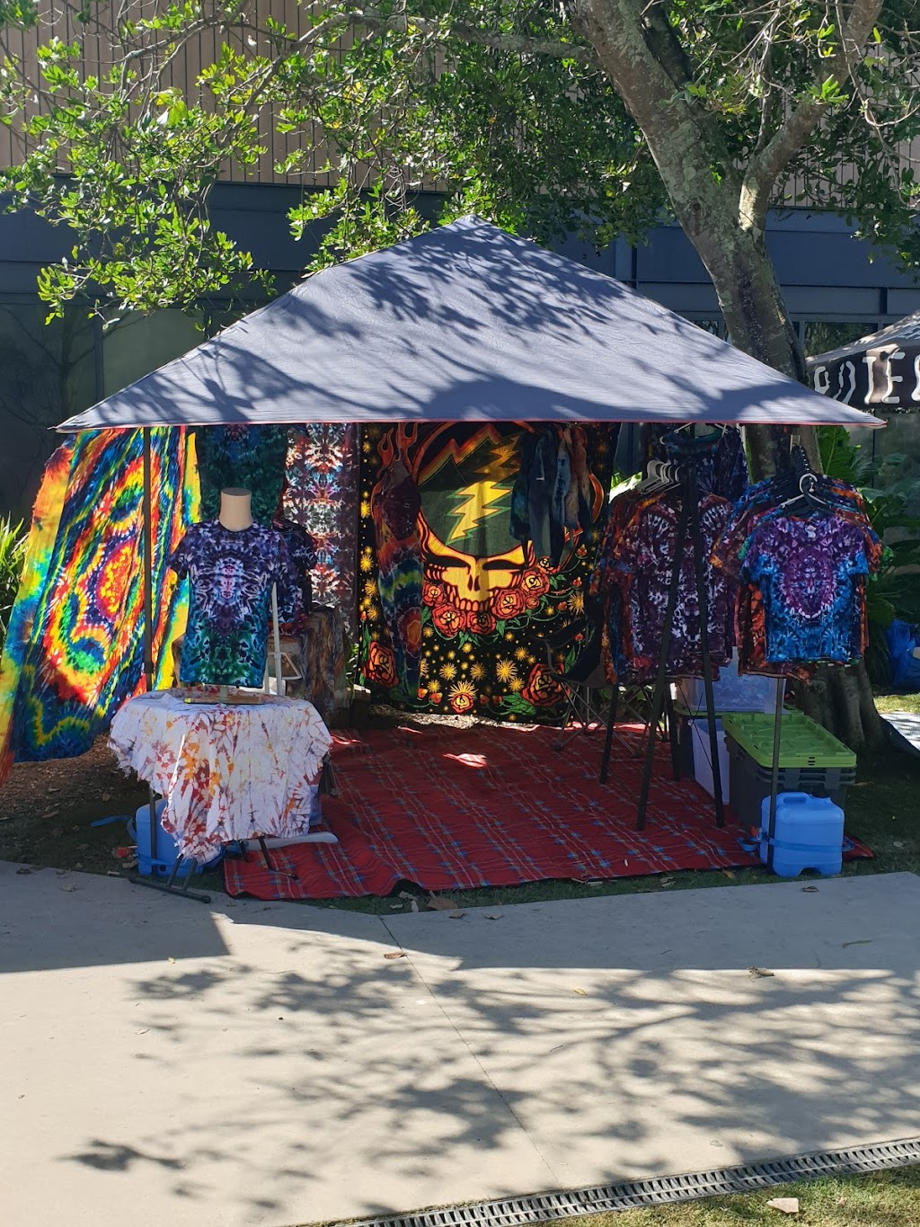 Ice Creamy Dyes | 18 Jacaranda Dr, Byron Bay NSW 2481, Australia | Phone: 0416 704 896