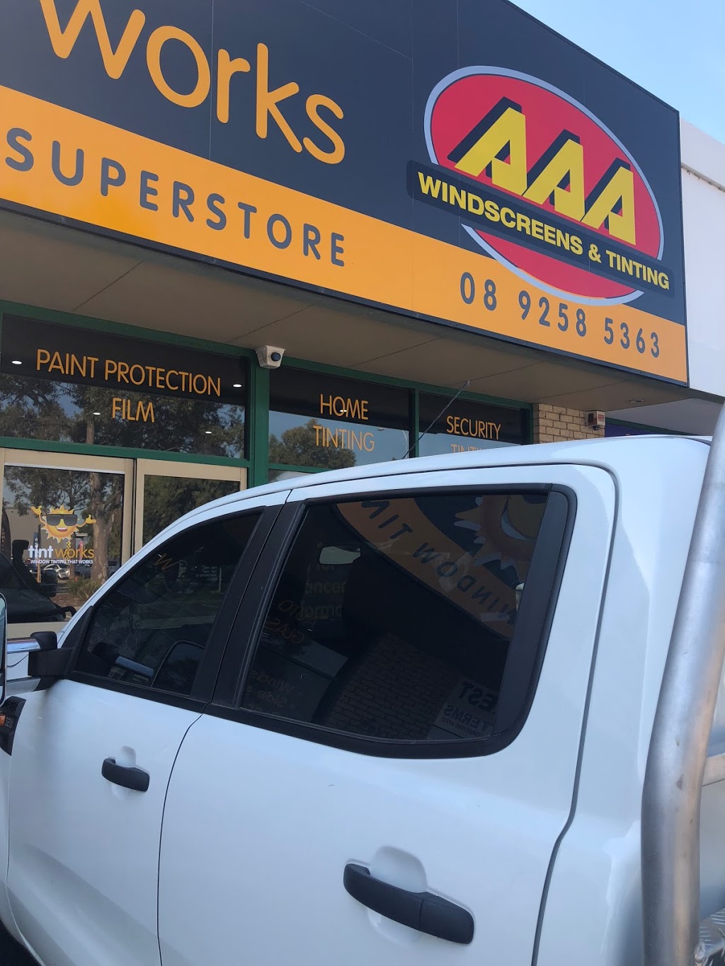 AAA Windscreens | car repair | 3/1264 Albany Hwy, Cannington WA 6107, Australia | 0892585363 OR +61 8 9258 5363