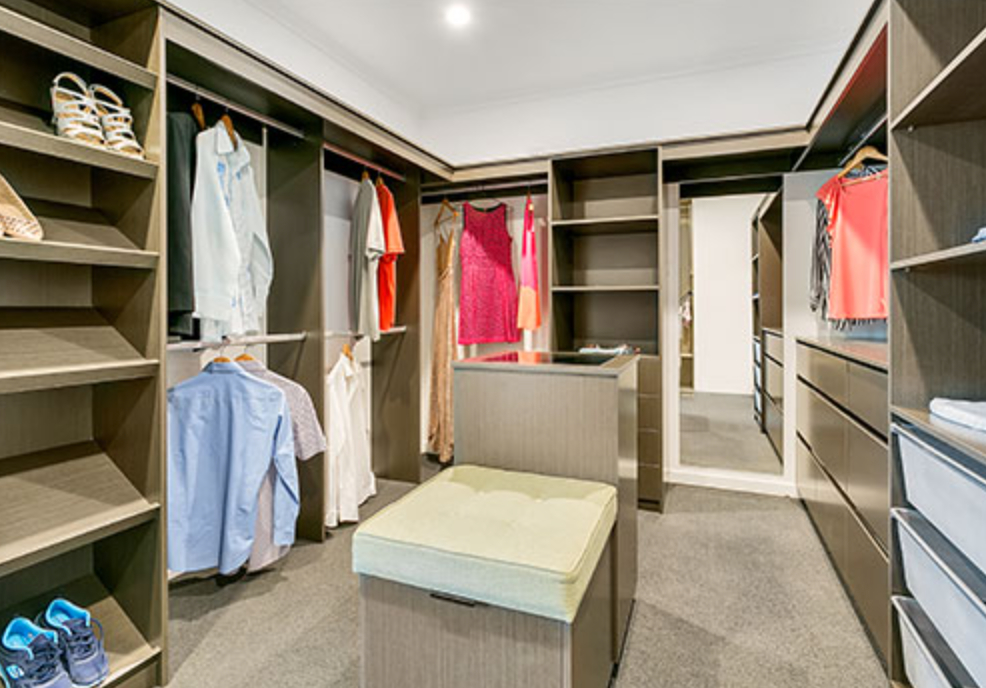 Wollongong Wardrobes | Built In Wardrobes Wollongong | 2/69 Midgley St, Corrimal NSW 2518, Australia | Phone: (02) 5500 9663