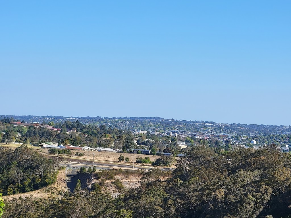 Habitat Mt Kynoch | Shuttlewood Ct, Mount Kynoch QLD 4350, Australia | Phone: 0422 135 756