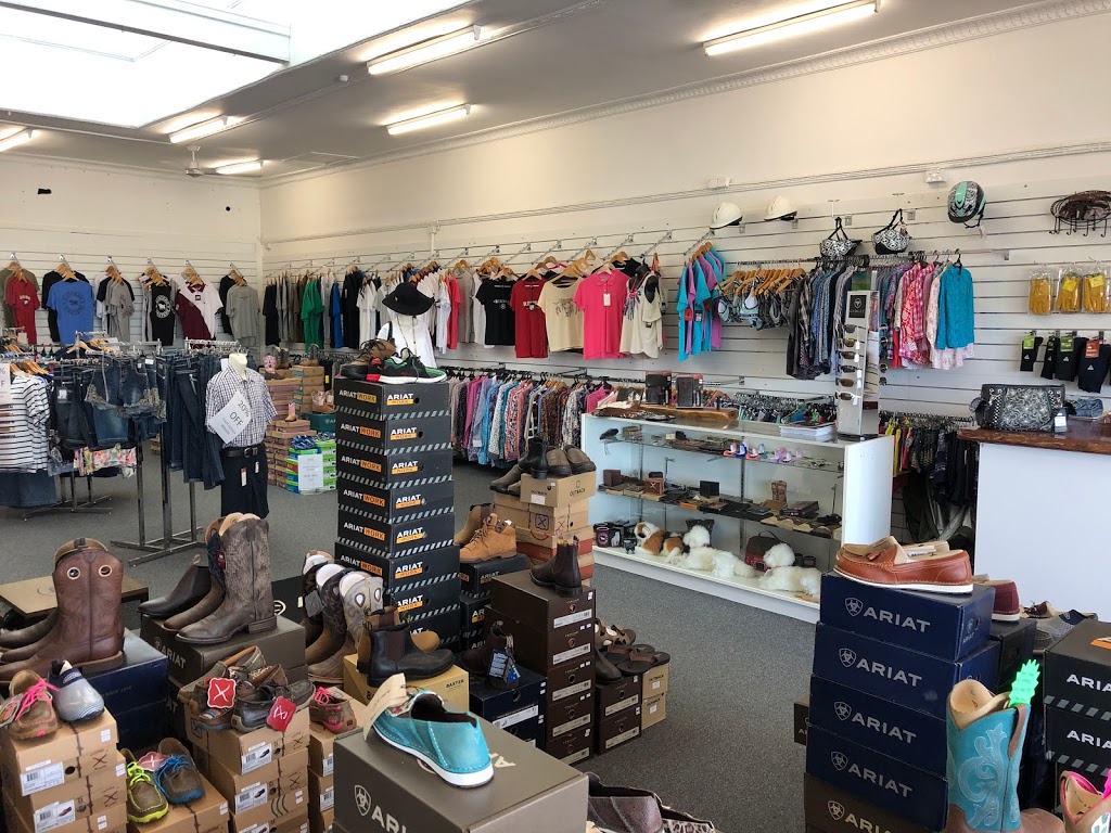 Debs Country Outfitter | clothing store | 33 Edward St, Biggenden QLD 4621, Australia | 0741271504 OR +61 7 4127 1504