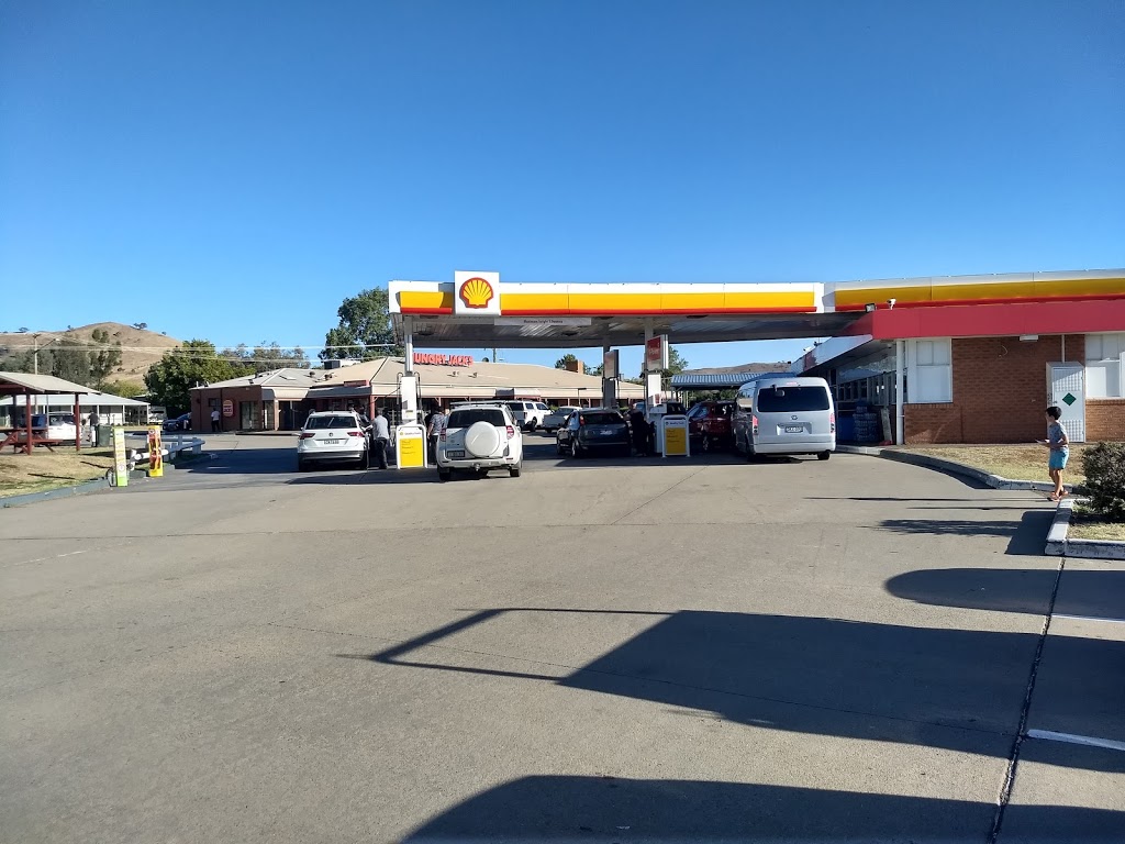 Coles Express | gas station | Mount St &, Middle St, South Gundagai NSW 2722, Australia | 0279090940 OR +61 2 7909 0940