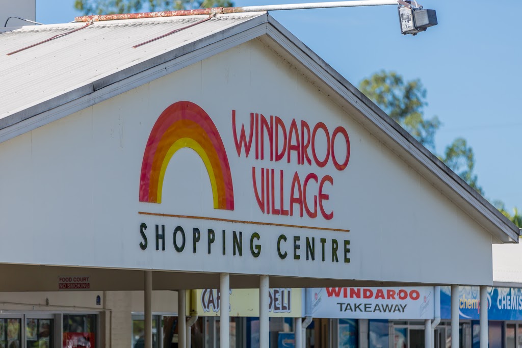 Windaroo Village | shopping mall | 2 Carl Heck Blvd, Windaroo QLD 4207, Australia | 0468955564 OR +61 468 955 564