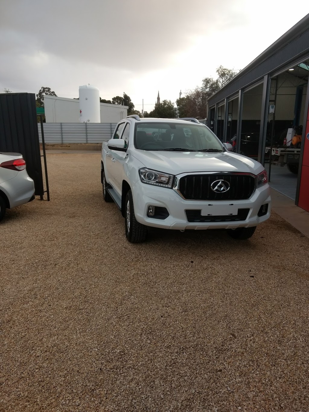 Riverland Ford | car dealer | 1 East Terrace, Loxton SA 5333, Australia | 0885847262 OR +61 8 8584 7262