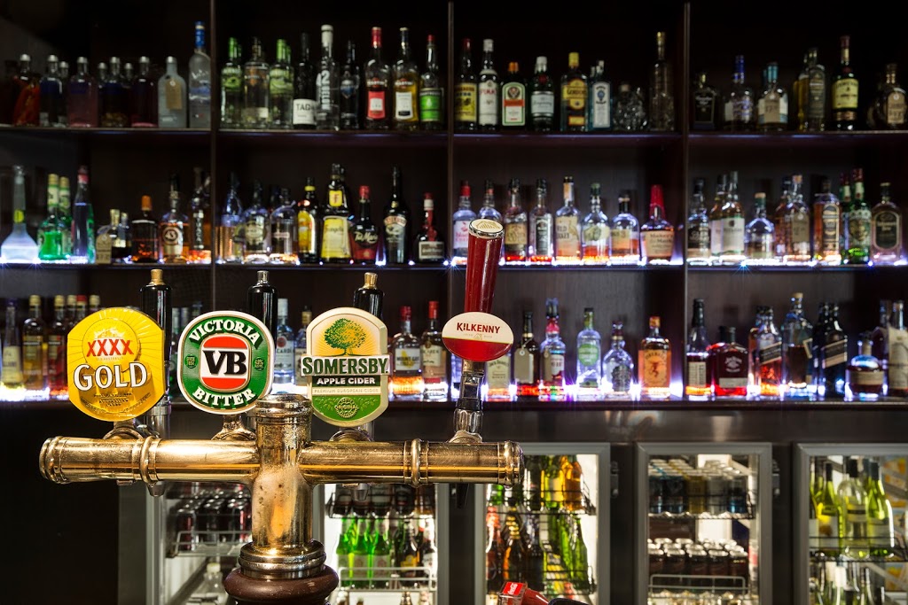 Irish Finnegans | restaurant | 34 High Range Dr, Condon QLD 4815, Australia | 0747237777 OR +61 7 4723 7777