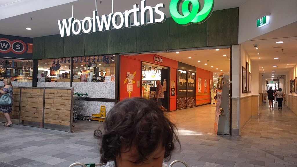 Woolworths Chirnside Park | supermarket | 239/241 Maroondah Hwy, Chirnside Park VIC 3116, Australia | 0387562422 OR +61 3 8756 2422