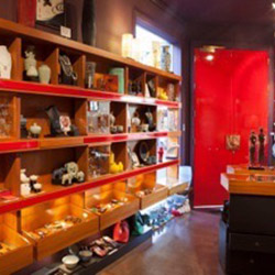 Mrs Red & Sons Pty LTD | 427 Crown St, Surry Hills NSW 2010, Australia | Phone: (02) 9310 4860