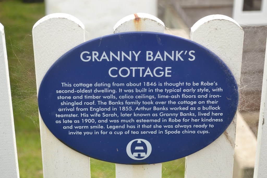Granny Banks Cottages | real estate agency | 15 Sturt St, Robe SA 5276, Australia | 0409665013 OR +61 409 665 013