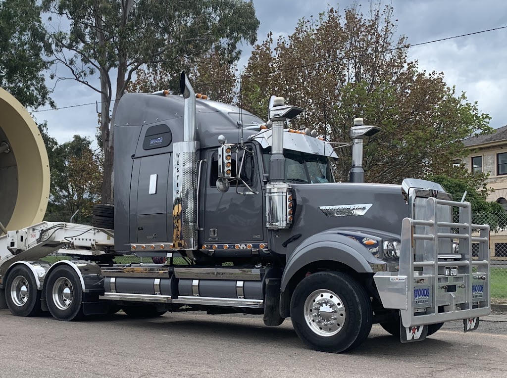 Woods Haulage | 53 Camfield Dr, Heatherbrae NSW 2324, Australia | Phone: 0408 313 515