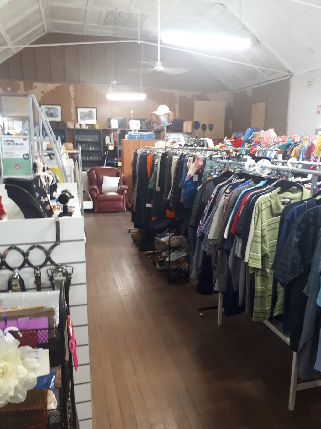 Anglican Op Shop | clothing store | Branxton NSW 2335, Australia | 0481269892 OR +61 481 269 892