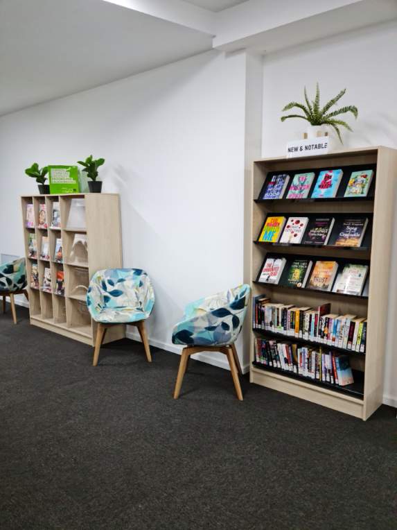 San Remo Library | library | 92 Back Beach Rd, San Remo VIC 3925, Australia | 0359522842 OR +61 3 5952 2842