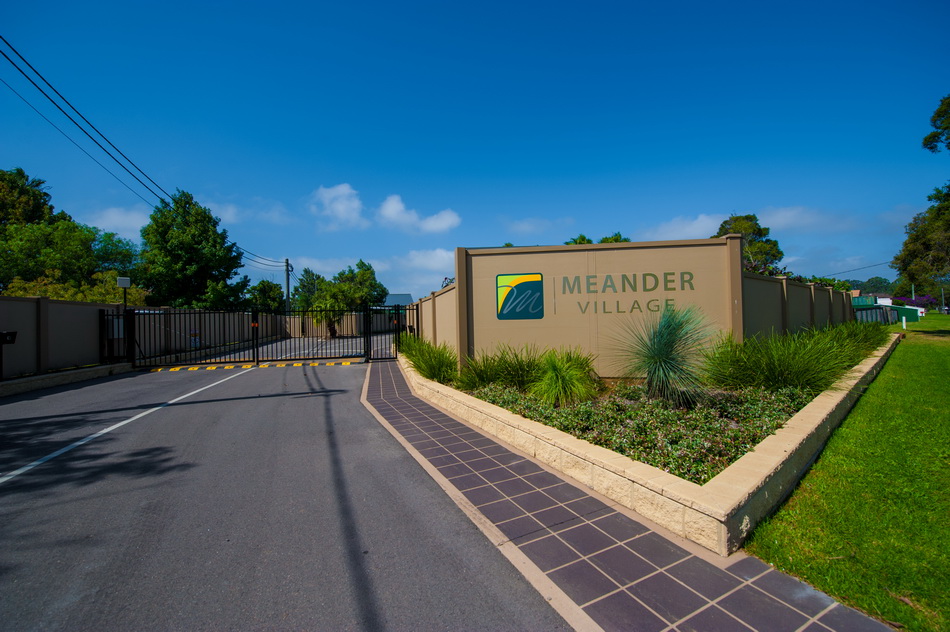 Meander Village |  | 18 Boyce Ave, Wyong NSW 2259, Australia | 0243521371 OR +61 2 4352 1371