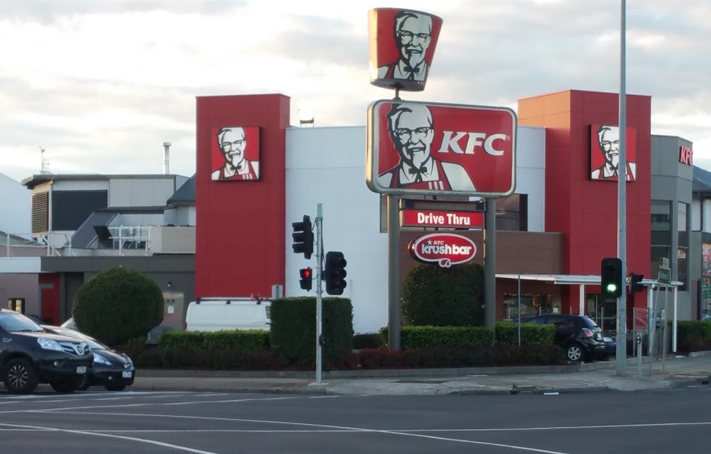 KFC Preston | meal takeaway | 128 Bell St, Preston VIC 3072, Australia | 0394844047 OR +61 3 9484 4047