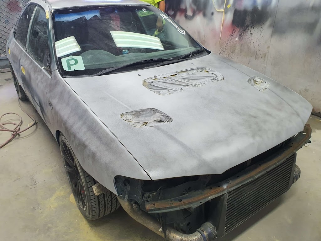 H&H Smash Repairs | car repair | 77 Moss St, Slacks Creek QLD 4127, Australia | 0402106456 OR +61 402 106 456