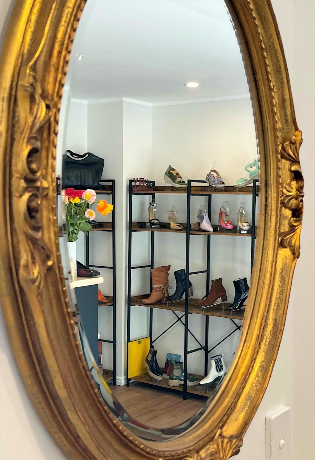 That Shoe Shop | 92-94 Main Western Rd, Tamborine Mountain QLD 4272, Australia | Phone: 0438 496 923