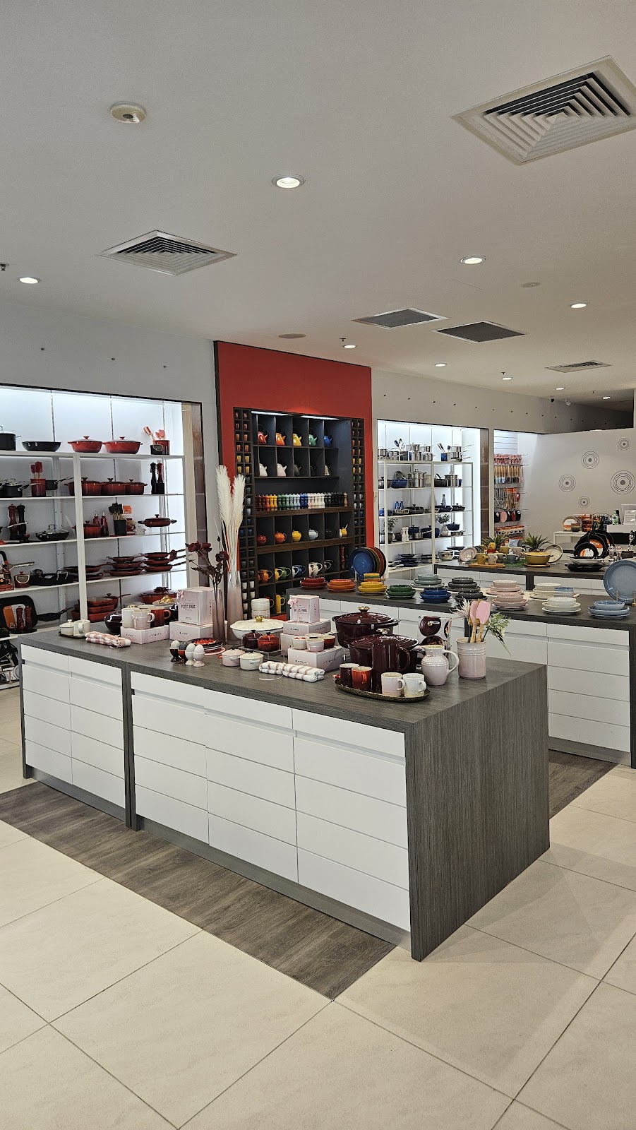 Le Creuset Boutique Kotara | Shop/1049 Northcott Dr, Kotara NSW 2289, Australia | Phone: (02) 4965 5354