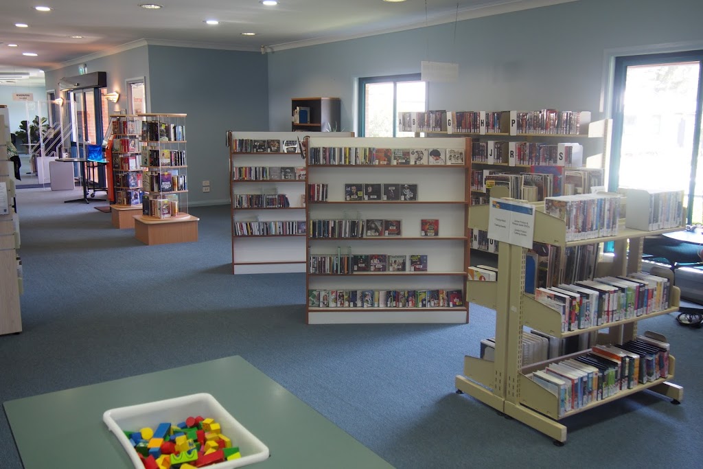 Woolgoolga Library | library | Ganderton St, Woolgoolga NSW 2456, Australia | 0266484902 OR +61 2 6648 4902