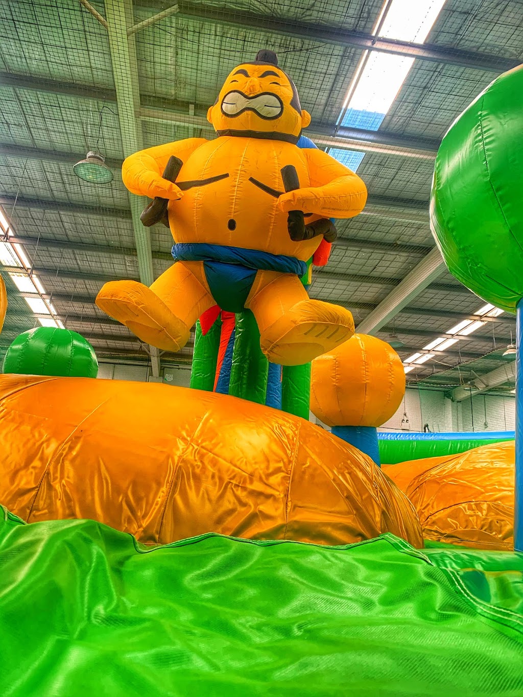 Inflatable World Salisbury |  | 10 Clayson Rd, Salisbury East SA 5109, Australia | 0882586000 OR +61 8 8258 6000