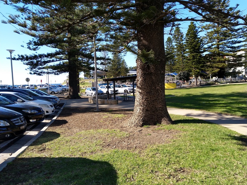 Collorroy Beach Carparks | 1054 Pittwater Rd, Collaroy NSW 2097, Australia