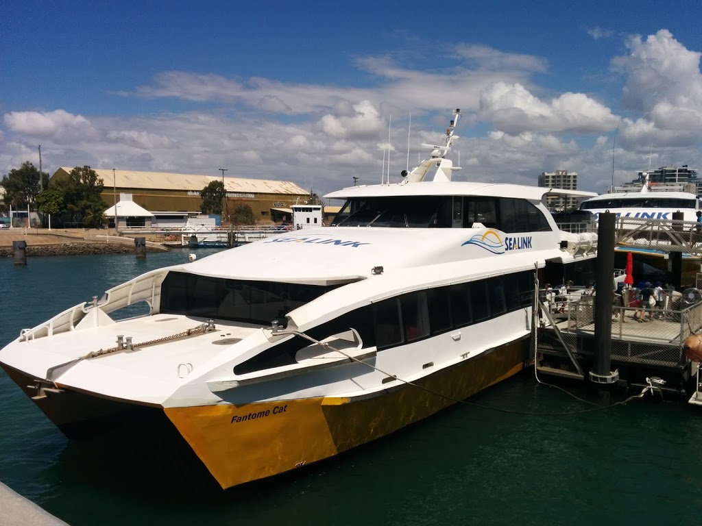 SeaLink Queensland | Breakwater Terminal, Sir Leslie Thiess Dr, Townsville City QLD 4810, Australia | Phone: (07) 4726 0800