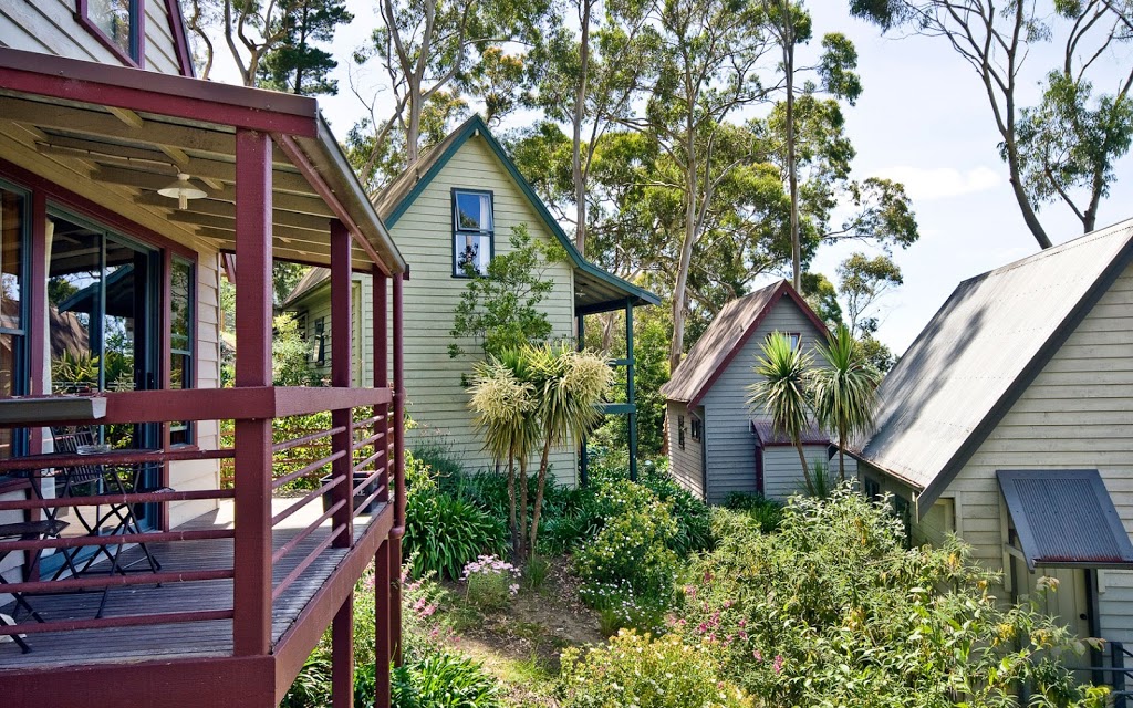 Great Ocean Road Cottages | real estate agency | 10 Erskine Ave, Lorne VIC 3232, Australia | 0352891070 OR +61 3 5289 1070