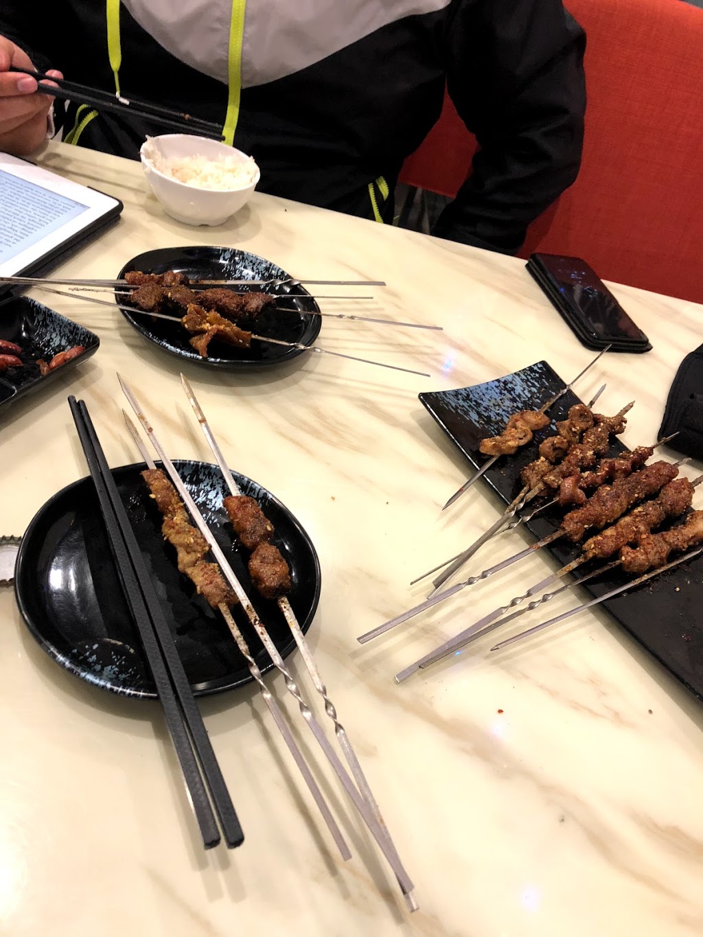 Haomen Chinese BBQ(蚝门盛宴串吧） | 8 Lear St, Sunnybank Hills QLD 4109, Australia | Phone: (07) 3711 9889