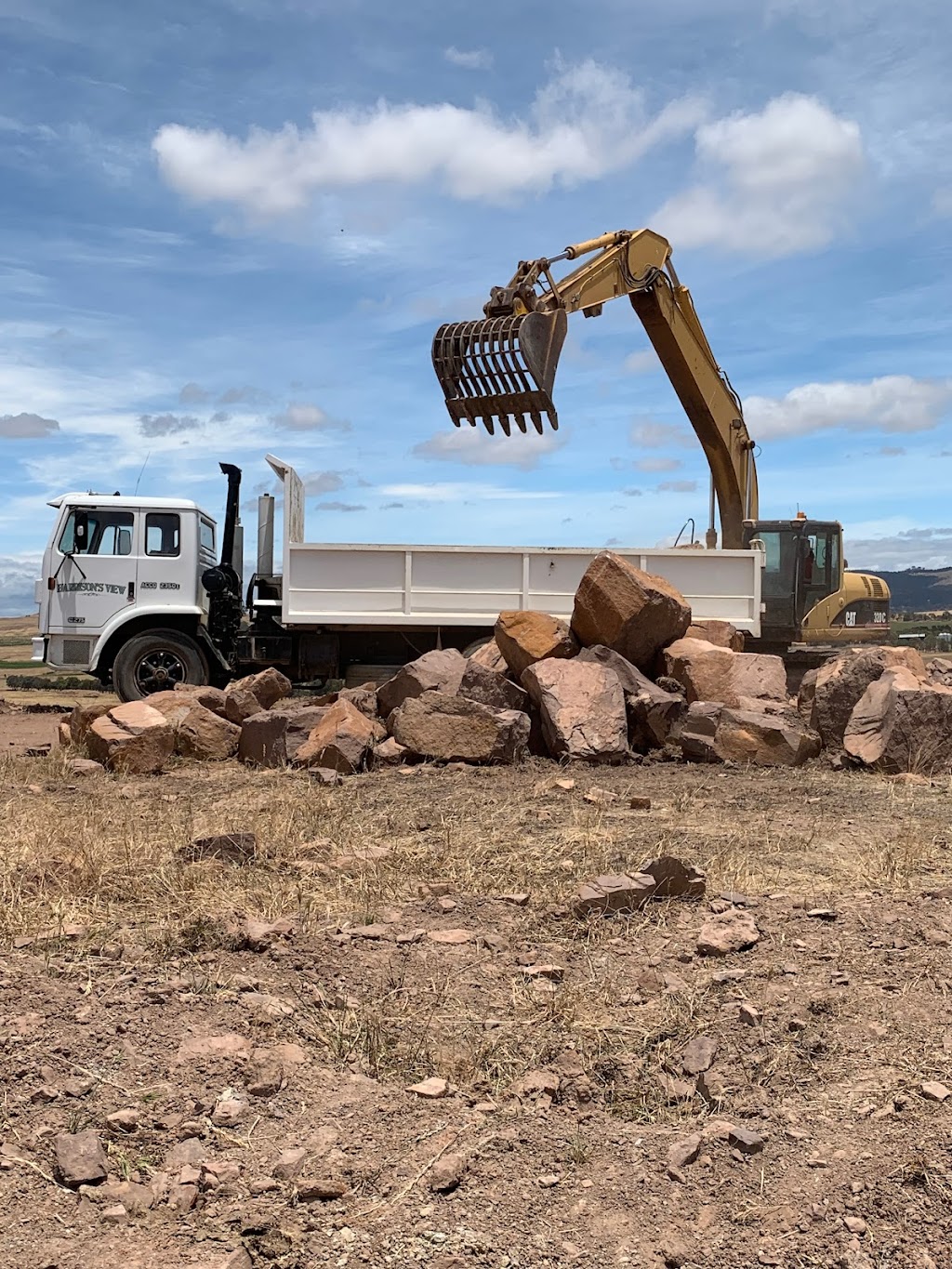HV Rentals | 7200 Goulburn Valley Hwy, Kialla West VIC 3631, Australia | Phone: 0407 847 767