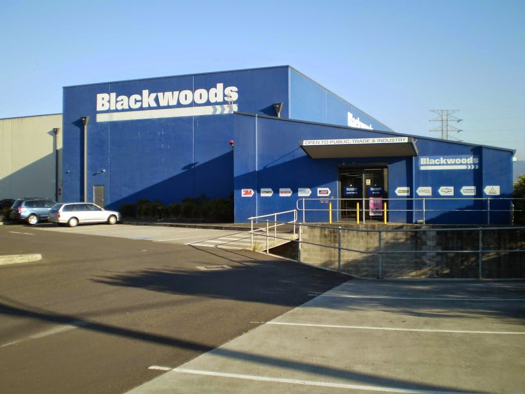 Blackwoods Unanderra | 1/175-177 Five Islands Rd, Unanderra NSW 2526, Australia | Phone: (02) 4286 2100
