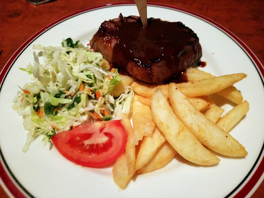 Cavills Steakhouse | restaurant | 6 Bayview St, Runaway Bay QLD 4216, Australia | 0755322954 OR +61 7 5532 2954
