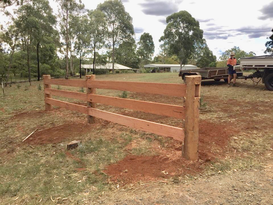 Gowrie Fencing and Dingo Services | 283 Old Homebush Rd, Gowrie Junction QLD 4352, Australia | Phone: 0428 418 678